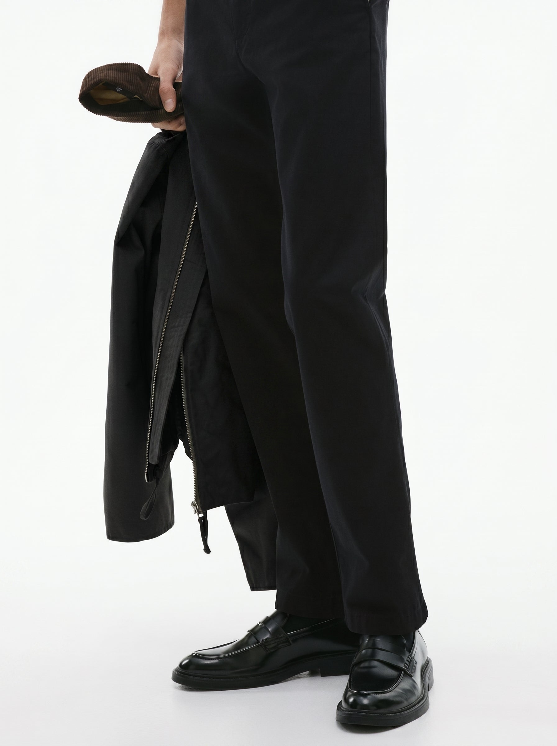 Black Regular Fit Mid Rise Cotton Chinos Pant