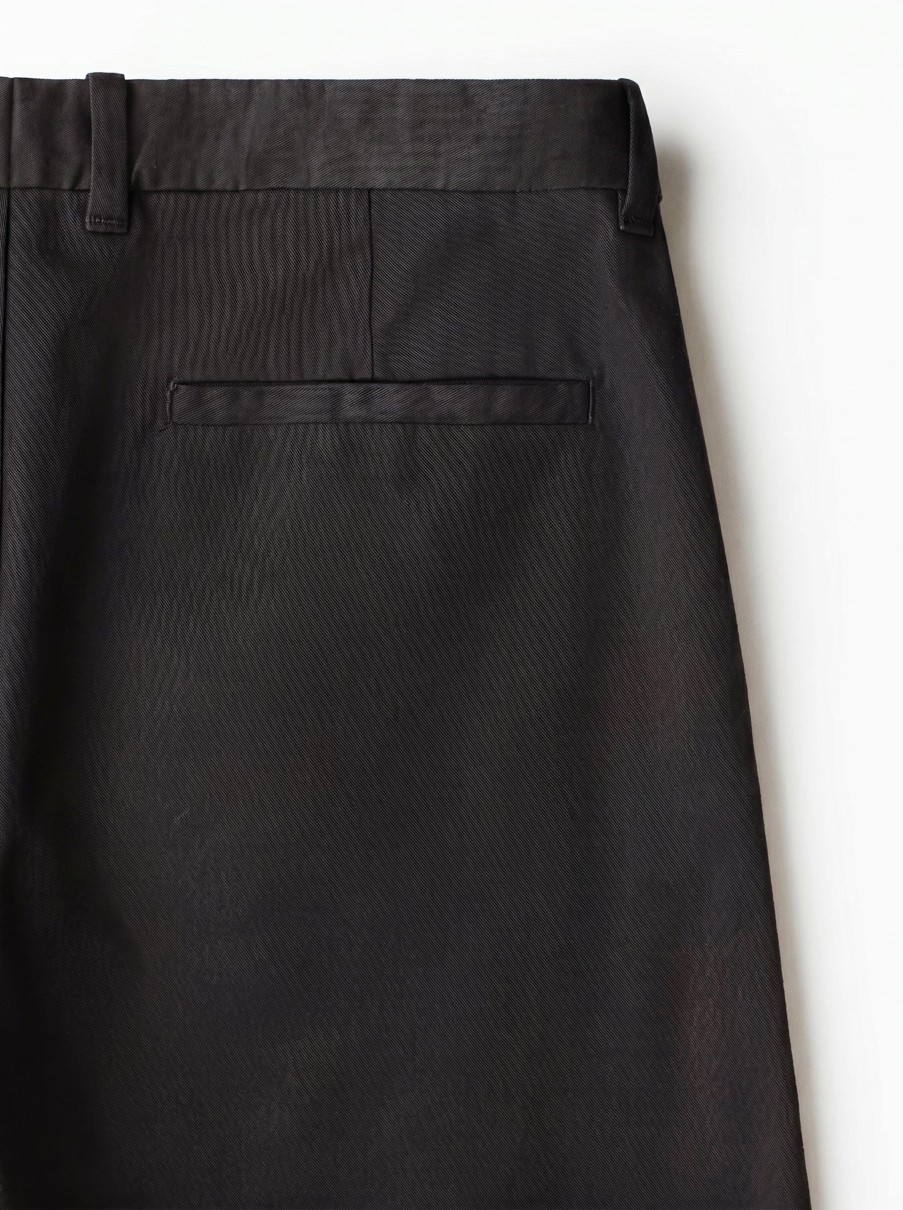 Black Regular Fit Mid Rise Cotton Chinos Pant
